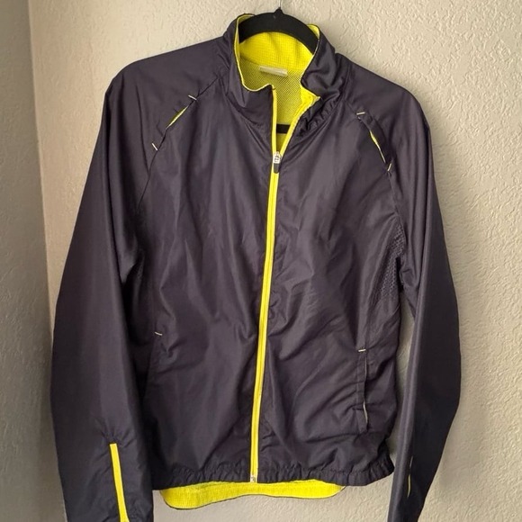 Danskin Now Jackets & Blazers - Danskin lightweight‎ windbreaker Large (12-14)